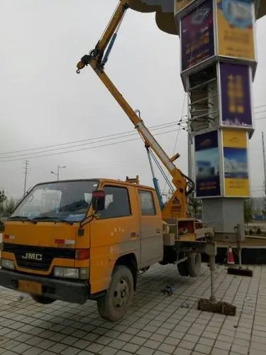 昆明機械設(shè)備租賃 高空作業(yè)車的可靠之選與及時服務保障